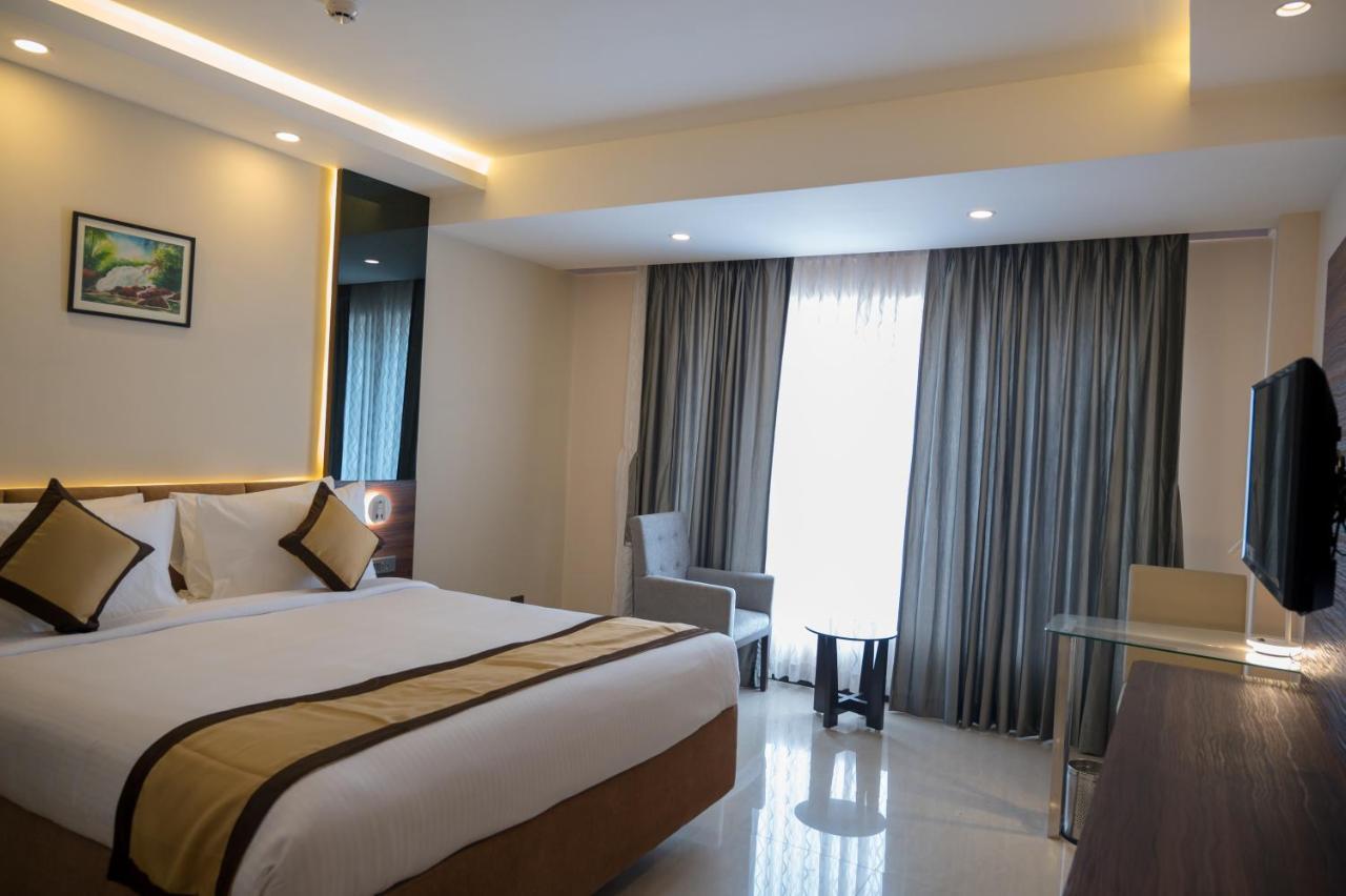 Hotel Golden Retreat Baharampur Exterior foto