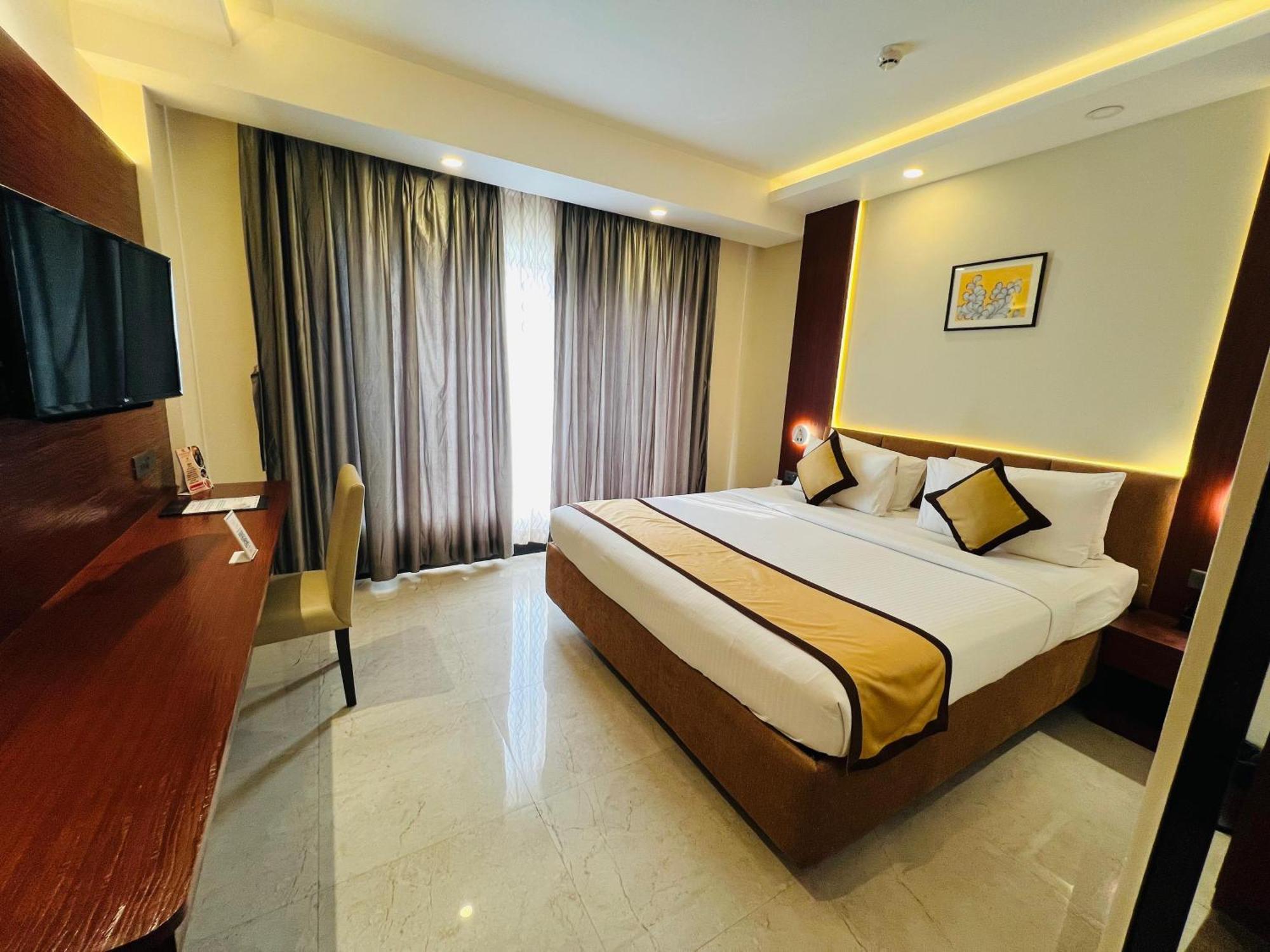 Hotel Golden Retreat Baharampur Exterior foto